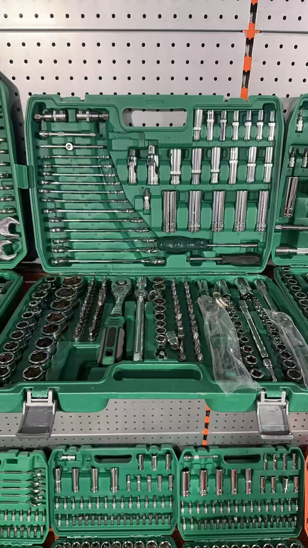 طقم أدوات إصلاح السيارات 216 ق - مراجعة Power Tools Repairs وسعره